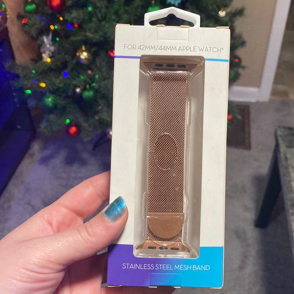Apple Watch mesh band never worn/used still in original packaging